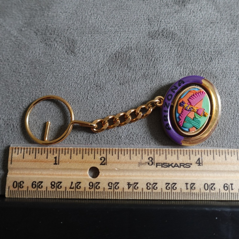 Arizona Keychain Enamel Totem Novelty Route 66 Destination Travel - Picture 3 of 4